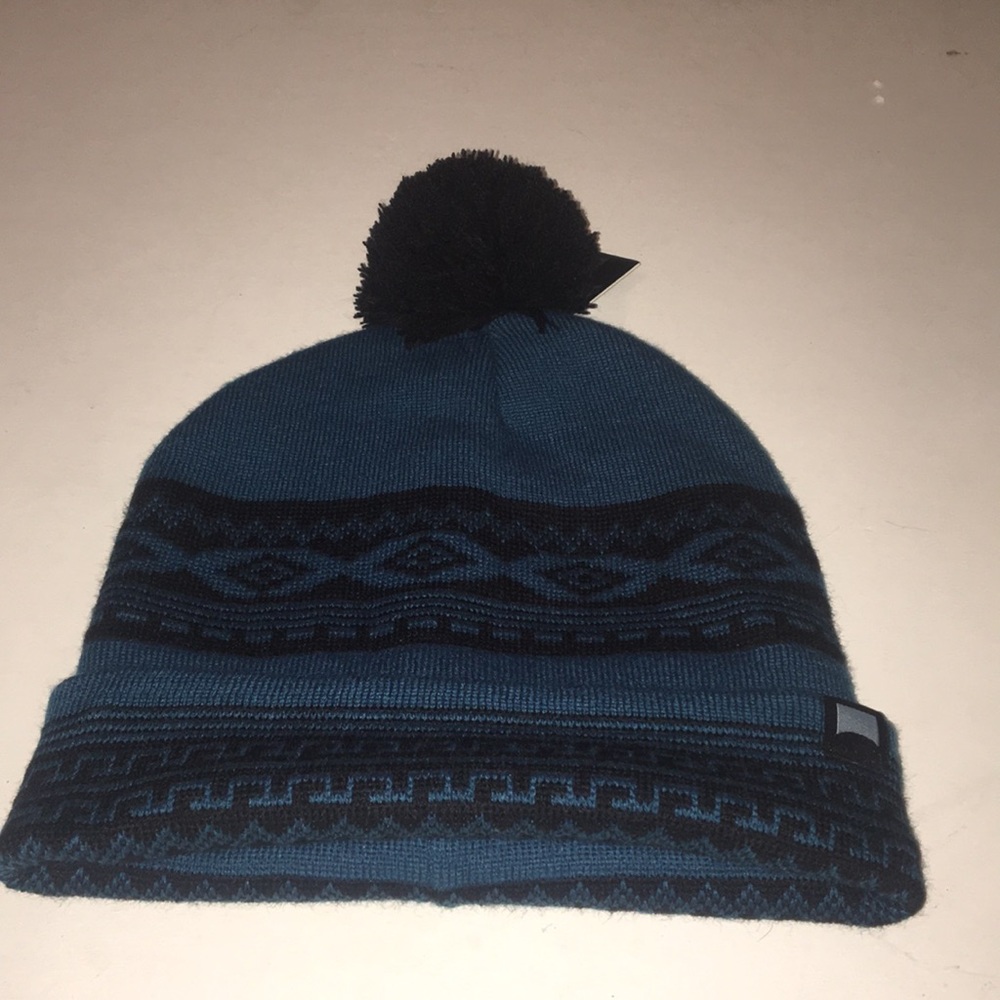 Beautiful Giant beanie. New with tags unisex